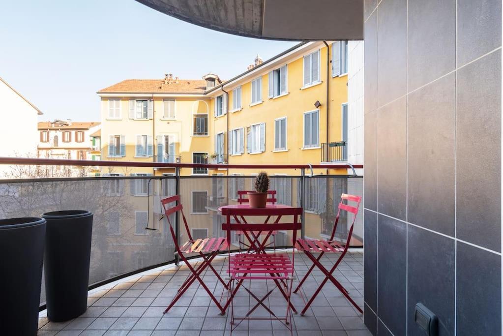 Bezzi Flexyrent A.C. Wifi Apartamento Milão Exterior foto