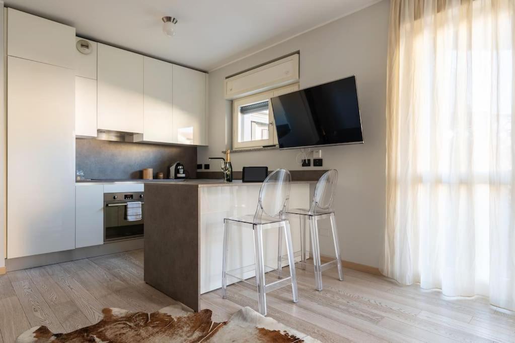 Bezzi Flexyrent A.C. Wifi Apartamento Milão Exterior foto